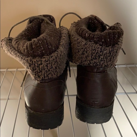 Boots - Picture 3 of 3